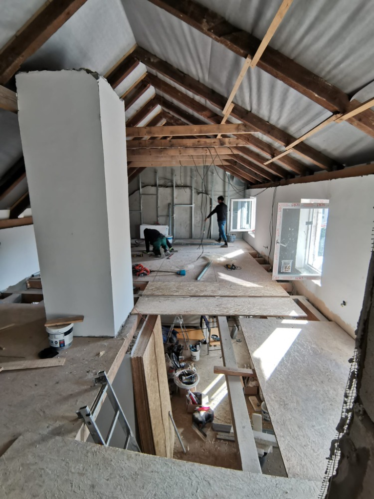 Rodinný dům Panoší Újezd – kompletní rekonstrukce - foto 59